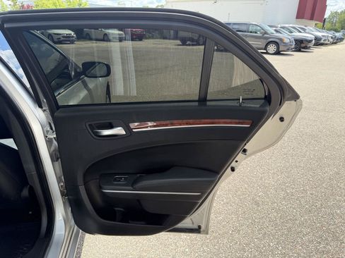 Used 2012 Chrysler 300 Limited RWD image 24