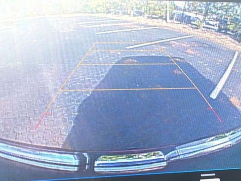 Used 2020 GMC Sierra 1500 Elevation w/ Elevation Value Package image 29