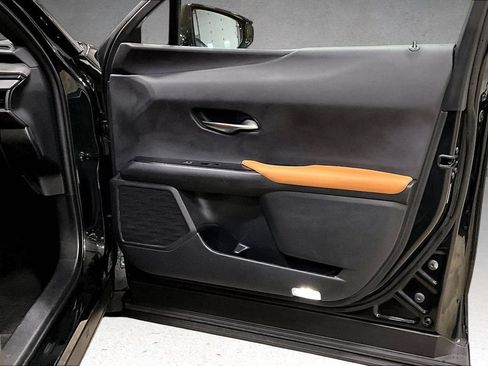 Used 2022 Lexus UX 250h w/ Premium Package AWD/4WD image 28