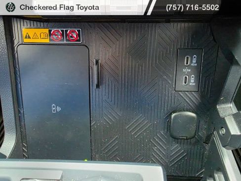 Used 2024 Toyota Tacoma TRD Sport w/ TRD Sport Upgrade Package AWD/4WD image 19