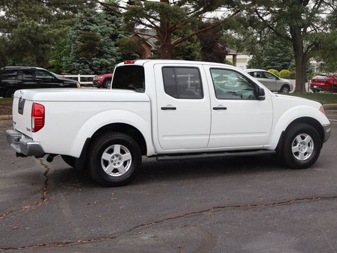 Used 2006 Nissan Frontier SE w/ (P01) Power Pkg AWD/4WD image 4