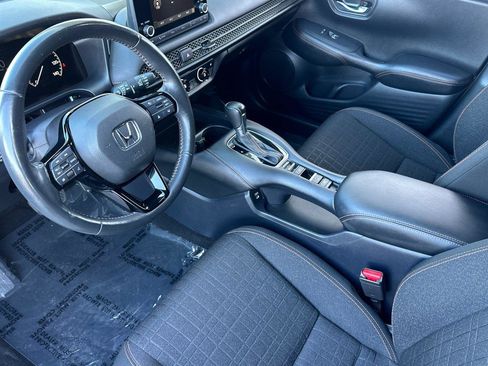 Used 2024 Honda HR-V Sport image 9