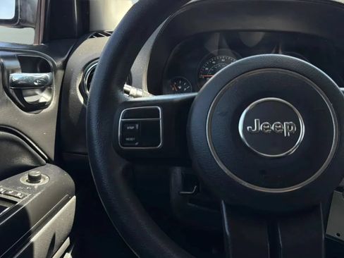 Used 2016 Jeep Compass Sport w/ Power Value Group FWD image 27
