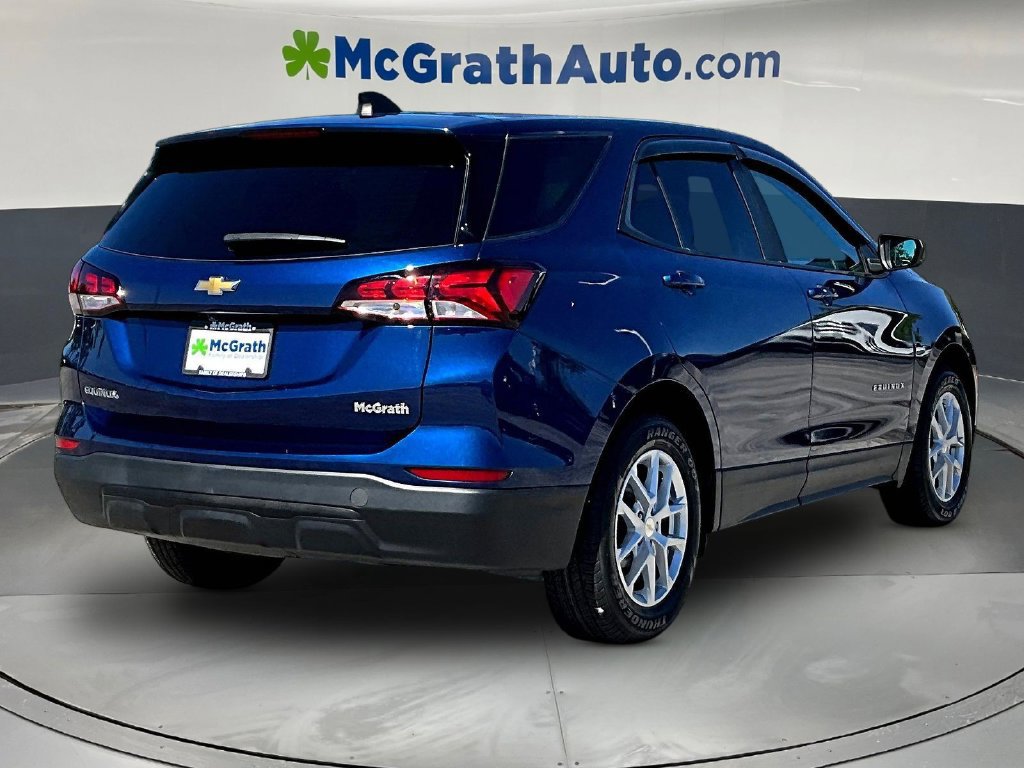 Used 2022 Chevrolet Equinox LS w/ LS Convenience Package FWD image 7