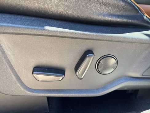 Used 2024 Ford Bronco Outer Banks image 16