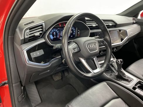 Used 2024 Audi Q3 2.0T Premium image 2