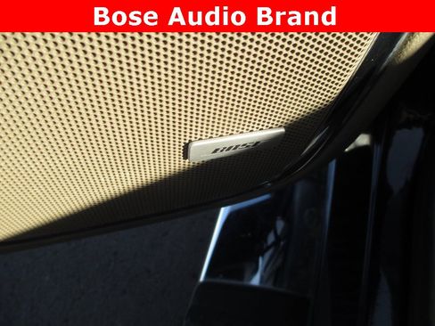 Used 2018 Chevrolet Suburban Premier image 20