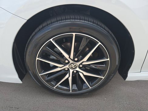 Used 2023 Toyota Camry SE image 23