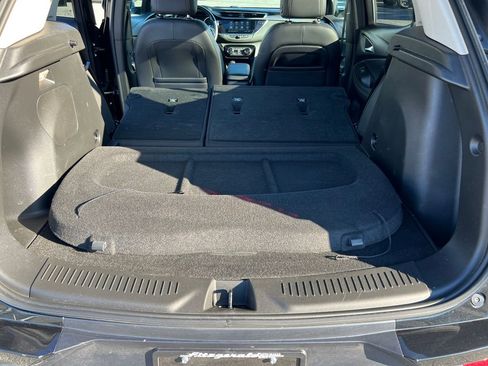 Used 2023 Buick Encore GX Essence w/ Experience Buick Package image 17