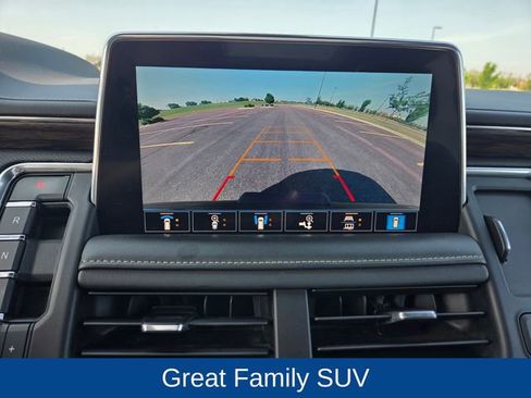 Used 2021 Chevrolet Tahoe Premier w/ Premium Package AWD/4WD image 30