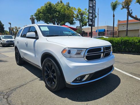 Used 2018 Dodge Durango SXT w/ 3rd Row Seating Group RWD image 3