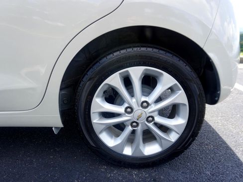 Used 2020 Chevrolet Spark LT image 40