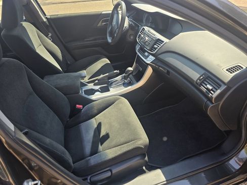 Used 2013 Honda Accord LX image 18