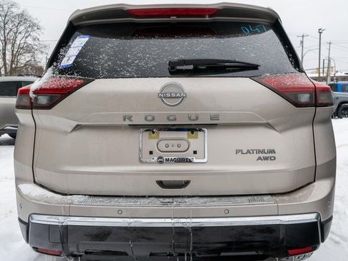 New 2026 Nissan Rogue Platinum image 6