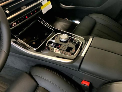 New 2026 BMW X5 xDrive40i w/ Executive Package image 7