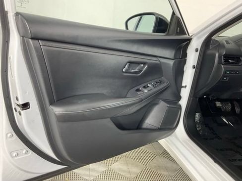 Used 2025 Nissan Sentra S FWD image 11