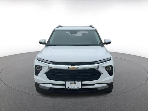 Used 2025 Chevrolet TrailBlazer LT image 4