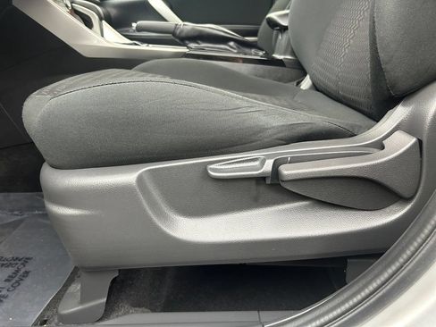 Used 2024 Mitsubishi Eclipse Cross AWD image 13