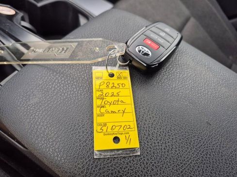 Used 2025 Toyota Camry LE image 24