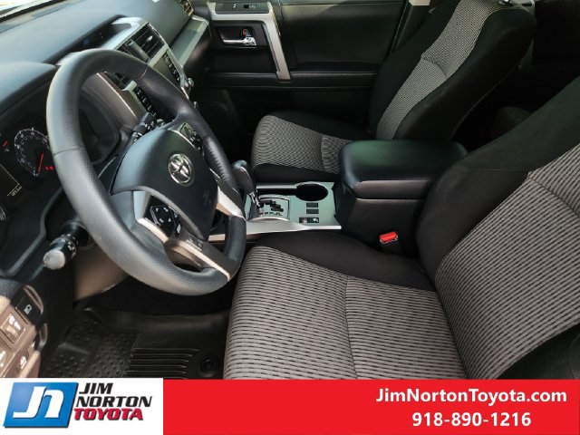 Used 2023 Toyota 4Runner SR5 AWD/4WD image 13