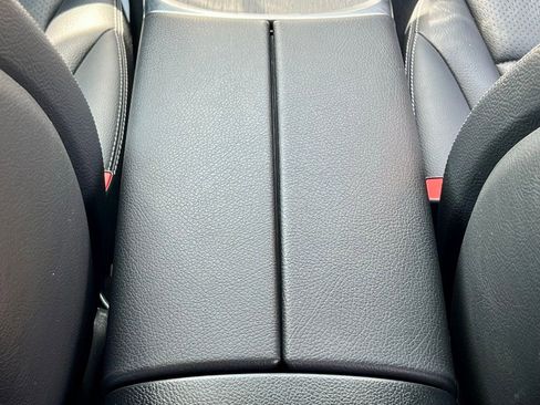 Certified 2022 Mercedes-Benz GLC 300 4MATIC image 18