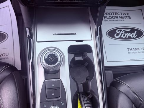 Used 2022 Ford Explorer ST w/ Equipment Group 401A AWD/4WD image 13