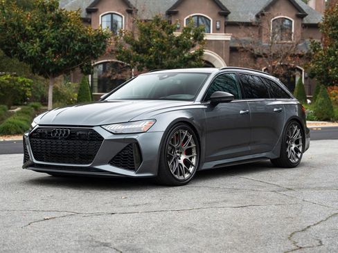 Used 2022 Audi RS 6 image 1