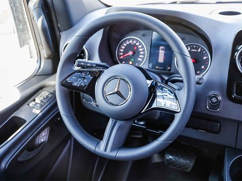 New 2025 Mercedes-Benz Sprinter 2500 image 13