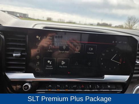 Used 2023 GMC Sierra 1500 SLT w/ SLT Premium Plus Package AWD/4WD image 28