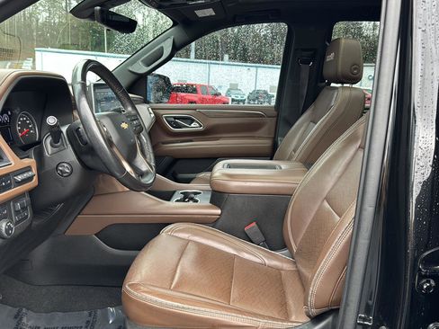 Certified 2021 Chevrolet Tahoe High Country w/ Premium Package image 8