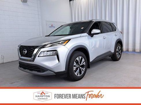 Used 2023 Nissan Rogue SV FWD image 1