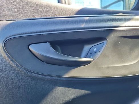 Used 2023 Mercedes-Benz Sprinter 2500 image 21