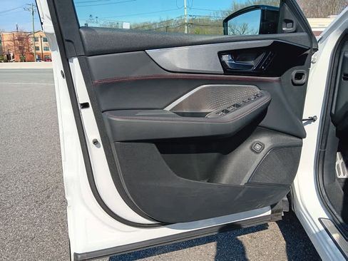 Used 2023 Acura MDX A-Spec image 31