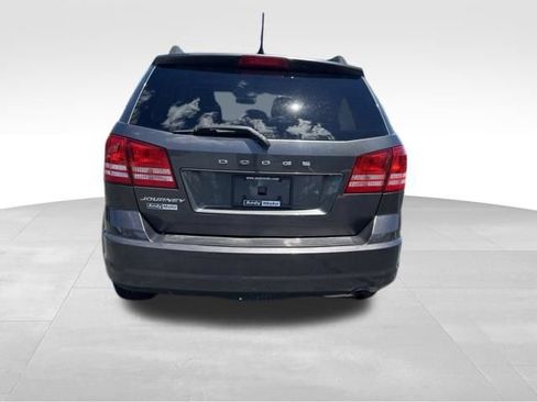 Used 2017 Dodge Journey SE FWD image 6