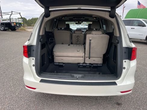 Used 2019 Honda Odyssey EX-L image 22