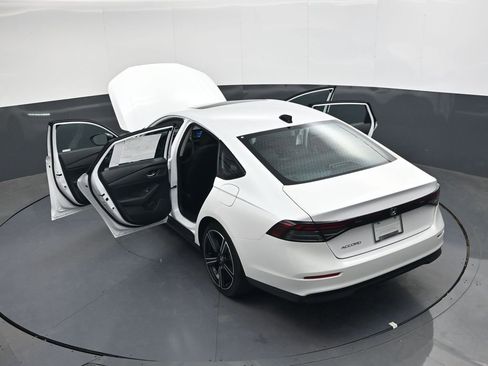 New 2026 Honda Accord SE image 36