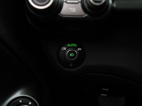 Used 2020 Ferrari 812 Superfast image 29