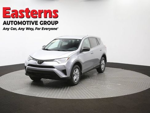 Used 2018 Toyota RAV4 LE w/ All Weather Liner Package FWD image 53