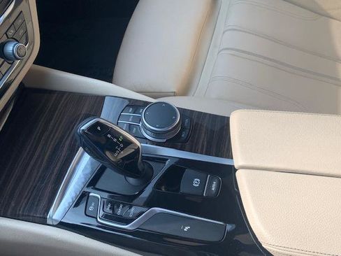 Used 2020 BMW 530i w/ Convenience Package image 21