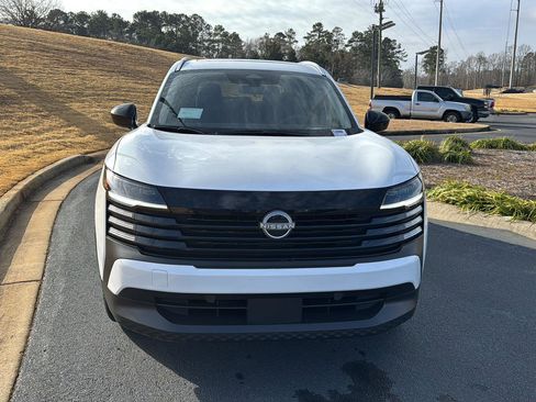 New 2026 Nissan Kicks SV w/ SV Premium Package image 7