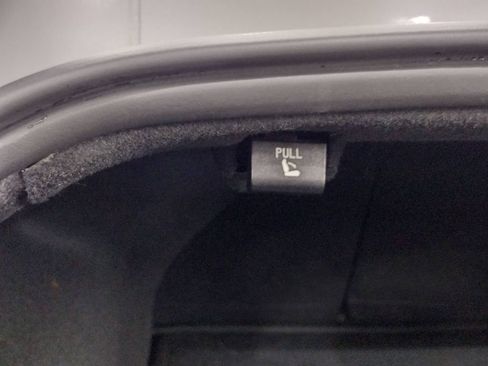 Certified 2025 Hyundai Ioniq 6 SEL image 17