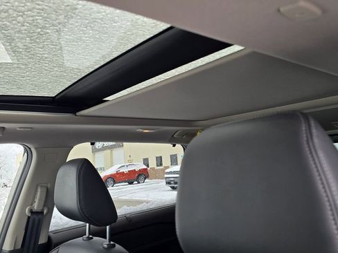 Used 2023 Nissan Rogue Platinum w/ Platinum Premium Package image 9