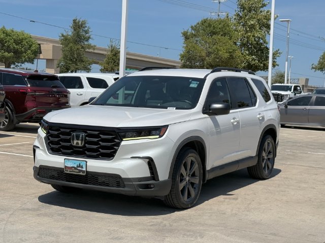 Used 2023 Honda Pilot Sport image 7