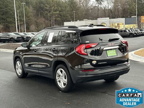 Used 2019 GMC Terrain SLE w/ Driver Convenience Package image 3