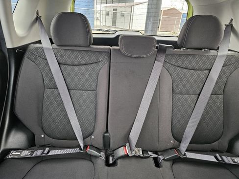 Used 2015 Kia Soul FWD image 24