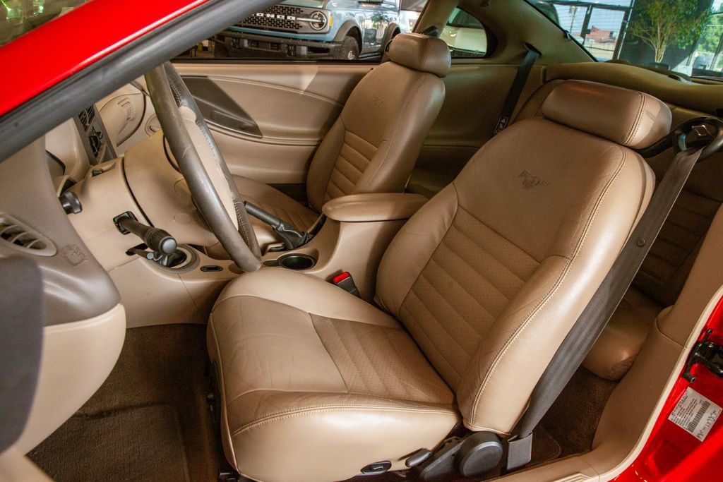 Used 2001 Ford Mustang GT RWD image 11