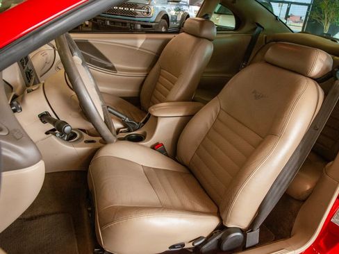 Used 2001 Ford Mustang GT RWD image 11