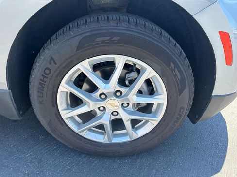Used 2024 Chevrolet Equinox LS FWD image 7