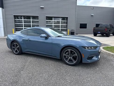 Used 2024 Ford Mustang Coupe RWD image 2