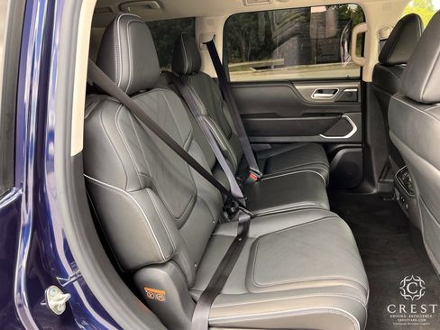Used 2025 INFINITI QX80 Luxe RWD image 29
